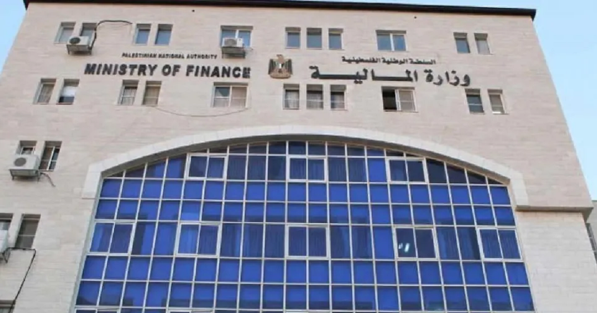 نيابة رام الله تمدد توقيف الناطق باسم وزارة المالية على خلفية قضية رئيس هيئة المعابر السابق